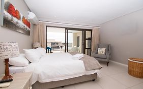 26 Bronze Beach Umhlanga Rocks